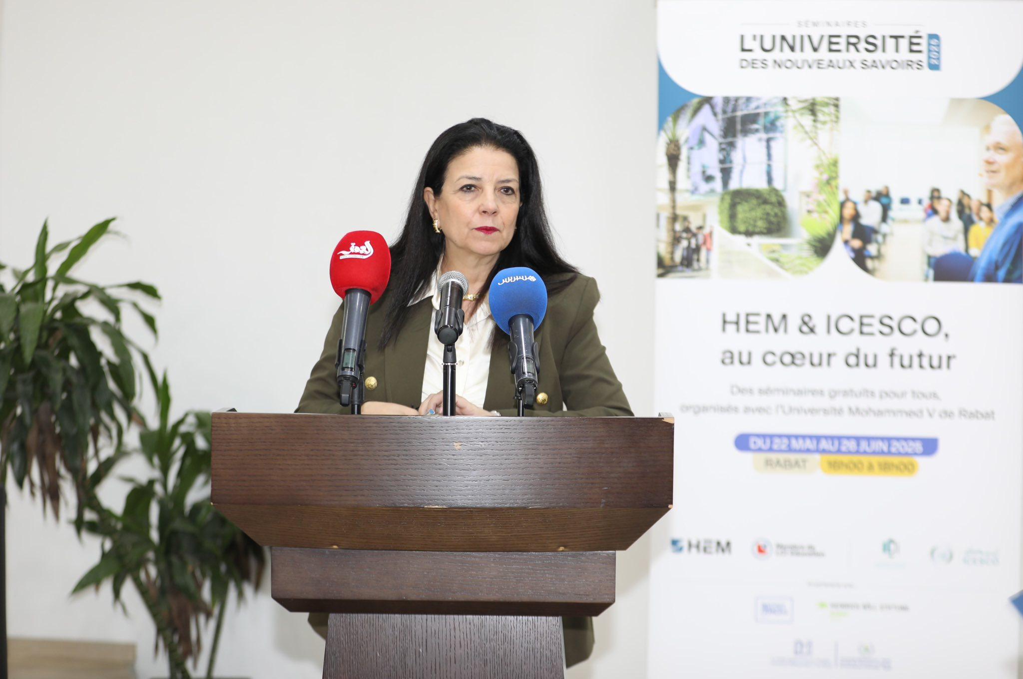 Participation de Madame la Ministre à la cérémonie d’ouverture de l’Université des Nouveaux Savoirs.