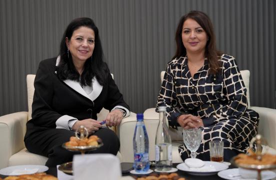 En marge de la 3ᵉ édition de GITEX Africa, Madame la Ministre a tenu une réunion bilatérale avec la Directrice générale de la Digital Cooperation Organization (DCO).