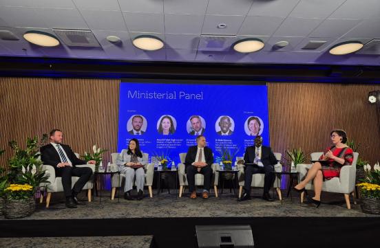 Madame La ministre a participe, le 27 mai 2025, à une séance de dialogue ministériel en marge de l'Africa Business Forum 2025 à Tallinn, sous le thème : « Libérer le potentiel d'un avenir numérique et vert ». 