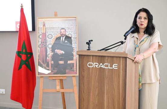 Le Premier Ministre Aziz Akhannouch, accompagné de Madame la Ministre Amal Falah Seghrouchni, a inauguré, le 17 juin 2025, le nouveau centre de recherche et développement d'Oracle à Casablanca.