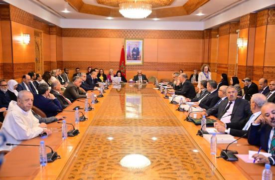 Mme le Ministre a présenté un exposé devant le comité de l'intérieur, des groupes terrestres et résidentiels, de la politique de la ville et des affaires administratives de la Chambre des représentants sur le sous-budget du ministère de l'année 2026.